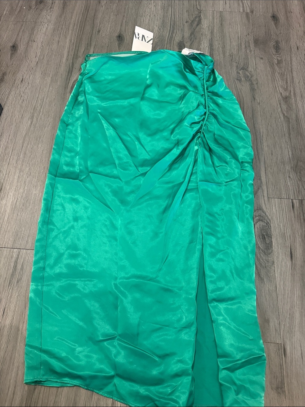NWT Zara Emerald Satin Ruched Midi Skirt